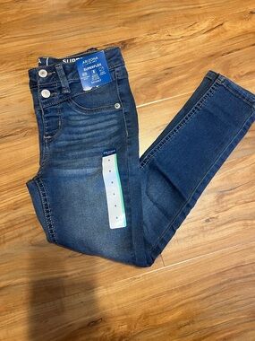 Arizona Jean Company Women's Dark Blue Superflex Skinny Jeans - medium Wash